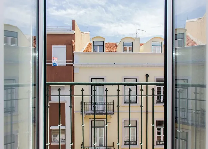 Typical Light Filled Graca W Ac, By Timecooler