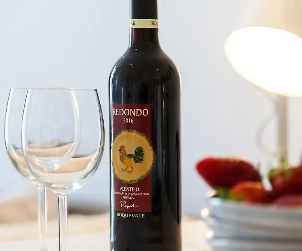 Typical Light Filled Graca W Ac, By Timecooler