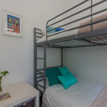 Daire Typical Light Filled Graca W Ac, By Timecooler Lisboa