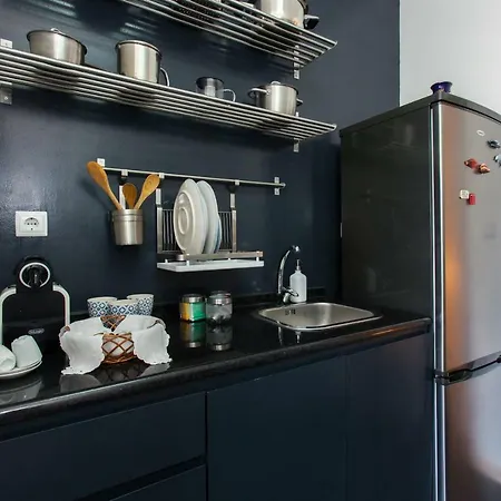 Typical Light Filled Graca W Ac, By Timecooler Lisboa