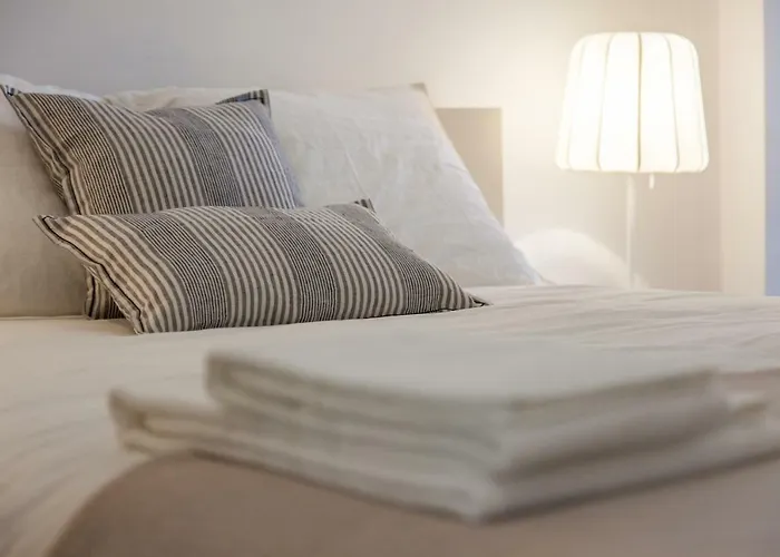 Typical Light Filled Graca W Ac, By Timecooler Daire