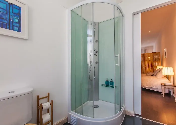 Daire Typical Light Filled Graca W Ac, By Timecooler *